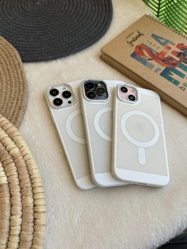 قاب Net Case with Magsafe سفید (کدC1259)