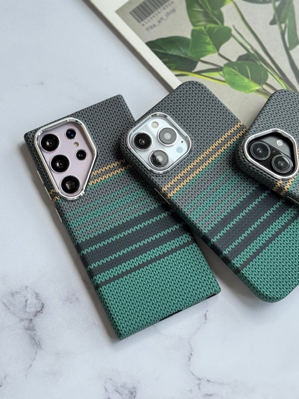 قاب Green Carbon Vintage با مگ سیف (کدC1995)