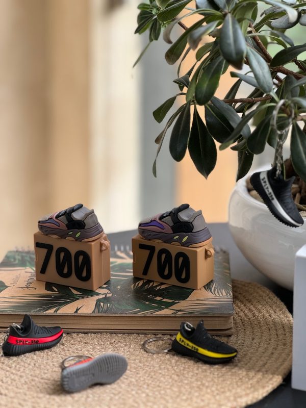 کاور ایرپاد Adidas YEEZY 700 (کدa0076) - Image 3